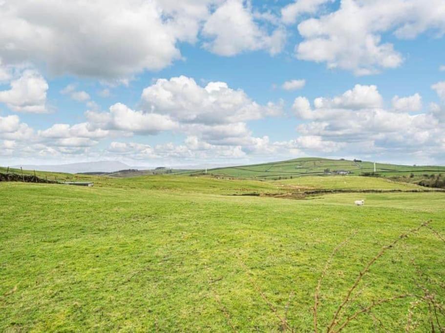 Rita's Roost, Lancs, Tranquil With Amazing Views Holiday home