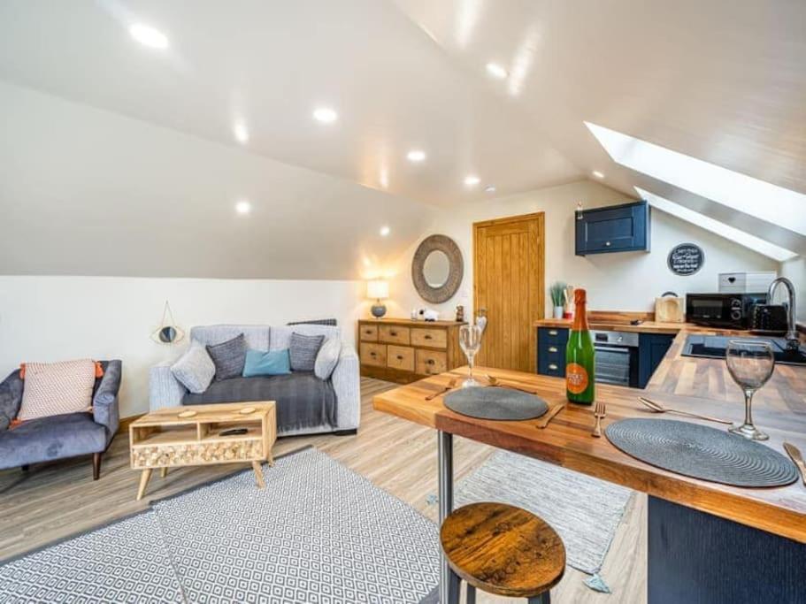 Holiday home Rita's Roost, Lancs, Tranquil With Amazing Views